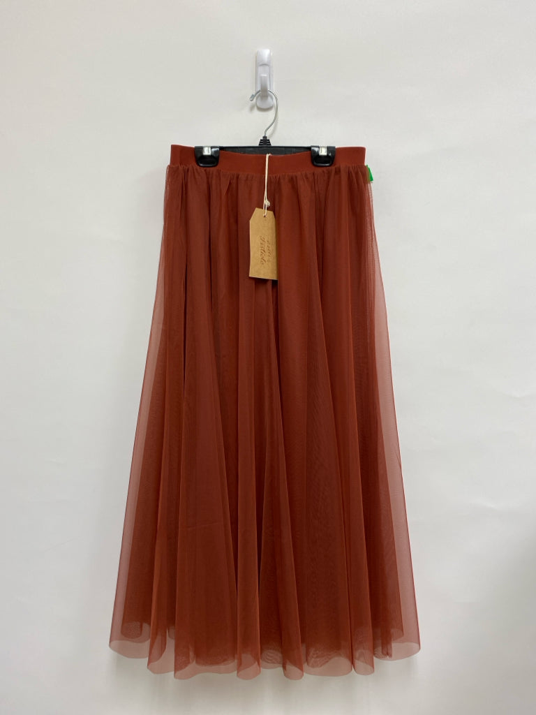 NWT Listicle Size S Burnt Orange Tulle Ladies Skirt