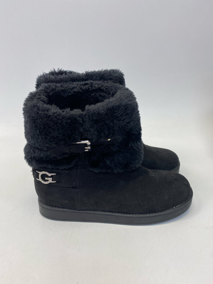 US Shoe Size 7.5 Black Faux Fur Boots