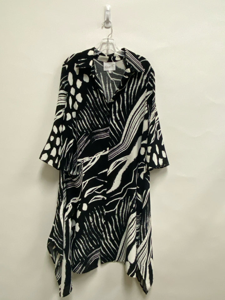 Size L Black White Abstract 3/4 Sleeve Ladies Dress