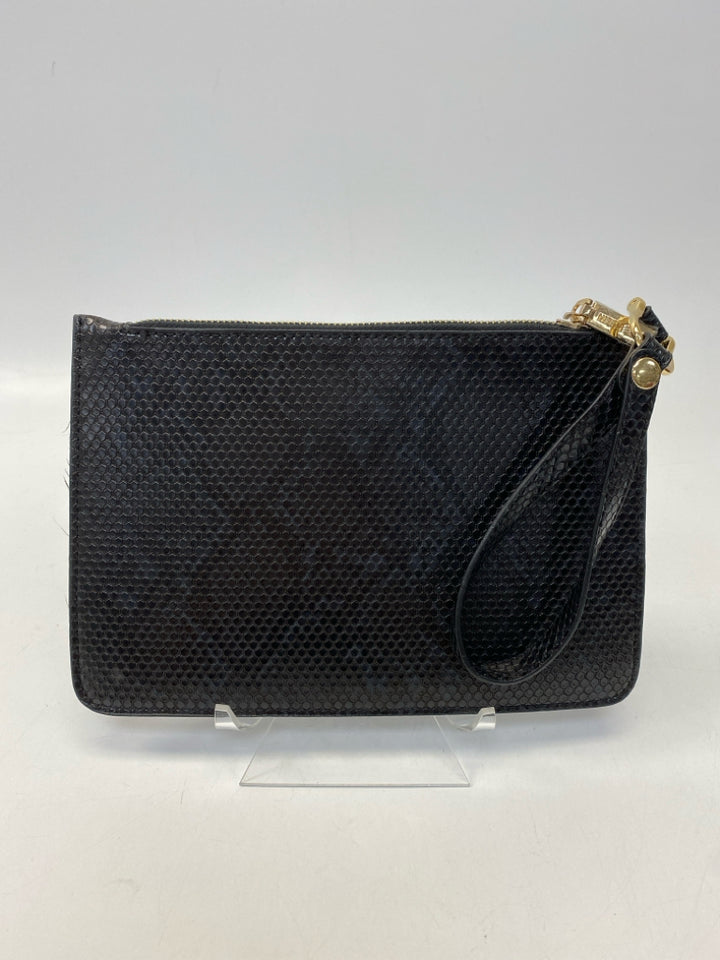 Anne Klein Black Gray Snakeprint Embossed Wristlet