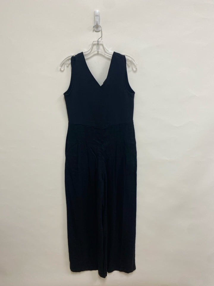 Tahari Size 6 Black Sleeveless Ladies Jumpsuit