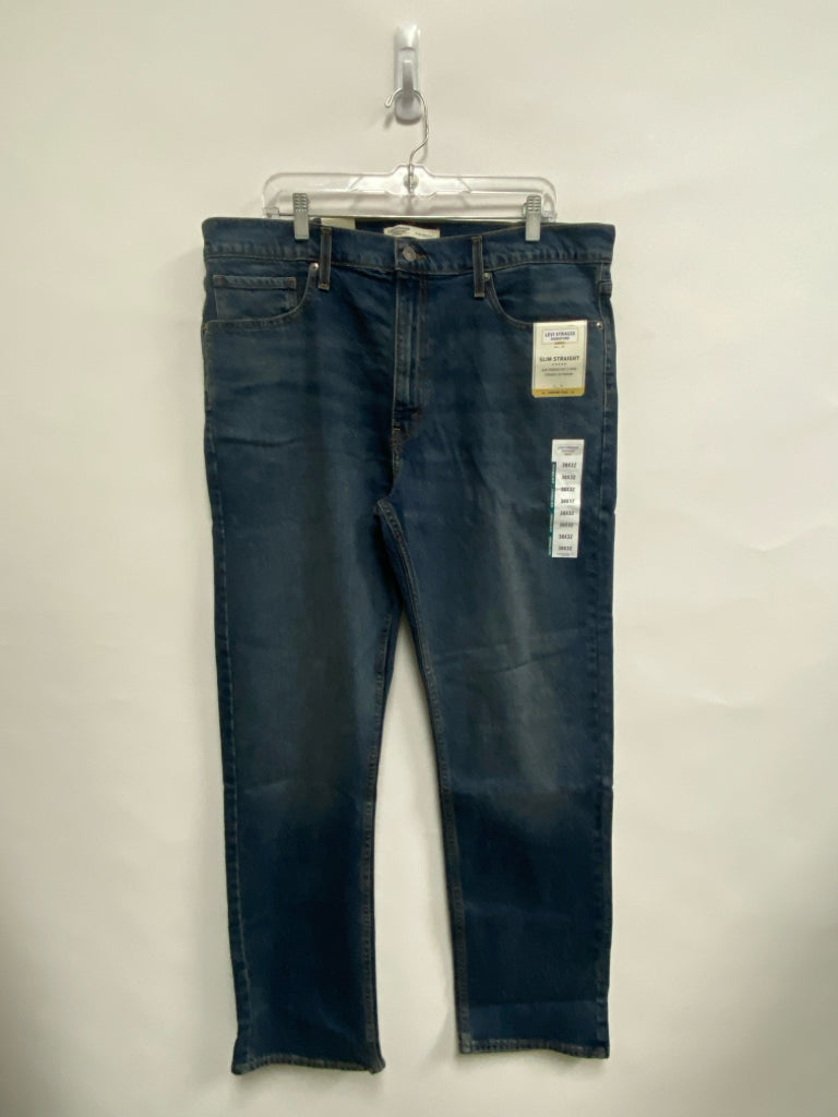 NWT Levi Size 38 Faded Dark Blue Men&