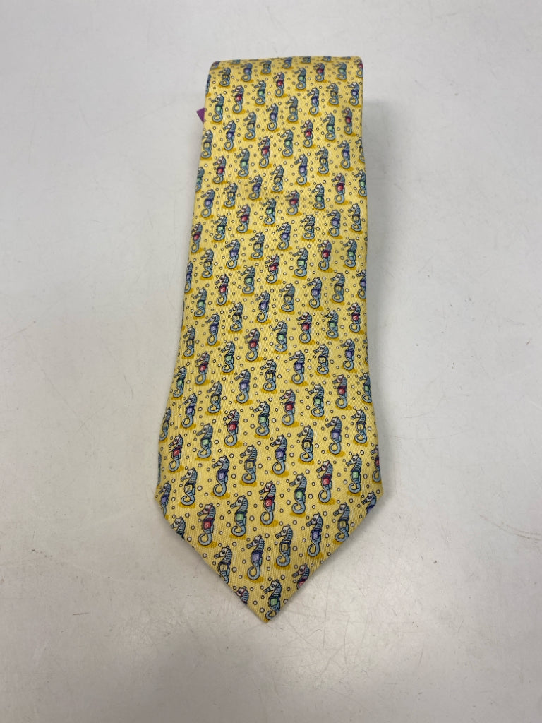 NWT Vineyard Vines Yellow Seahorse Silk Men&