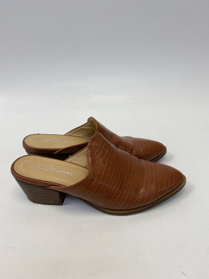 Size 9 Brown Embossed Clogs