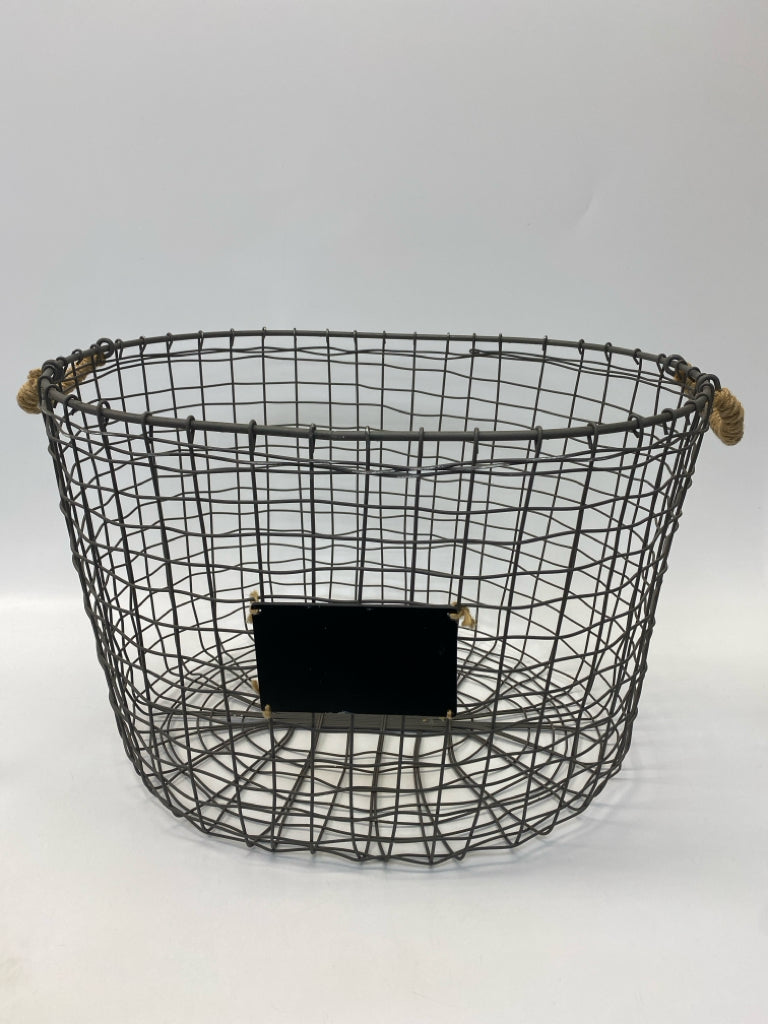 Gray/Black Natural Cut-Out Metal Basket