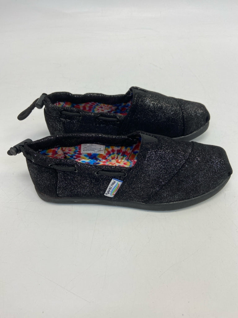 SIZE 11 Black Shimmery Girl&