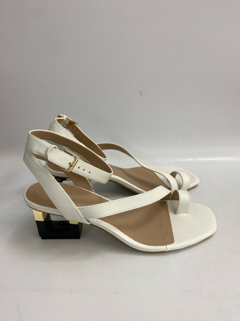 NWOT Alfani  Size 10 White Sandals