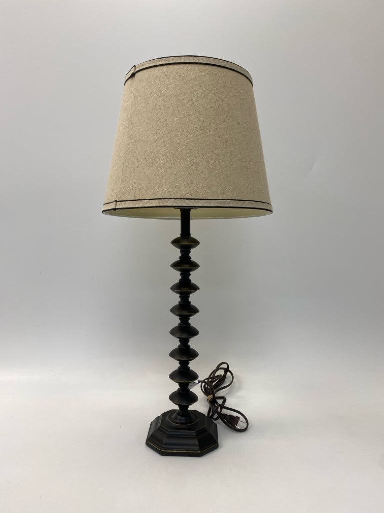 Black Metal Lamp