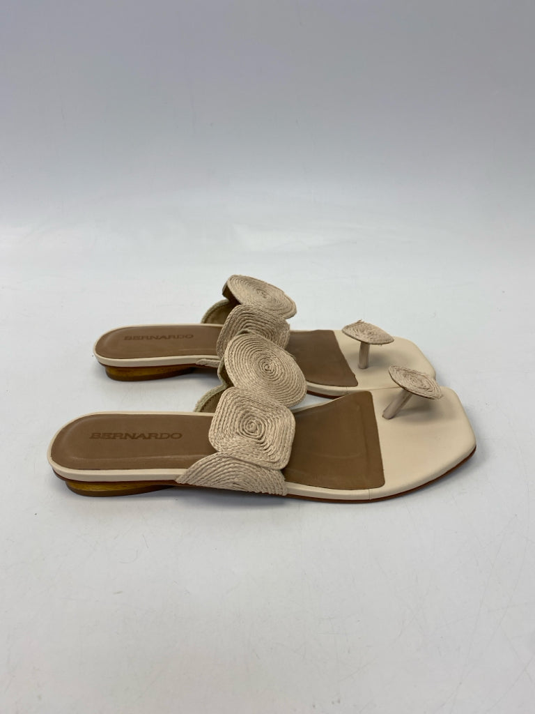 Bernardo  Size 9 Beige Raffia Sandals