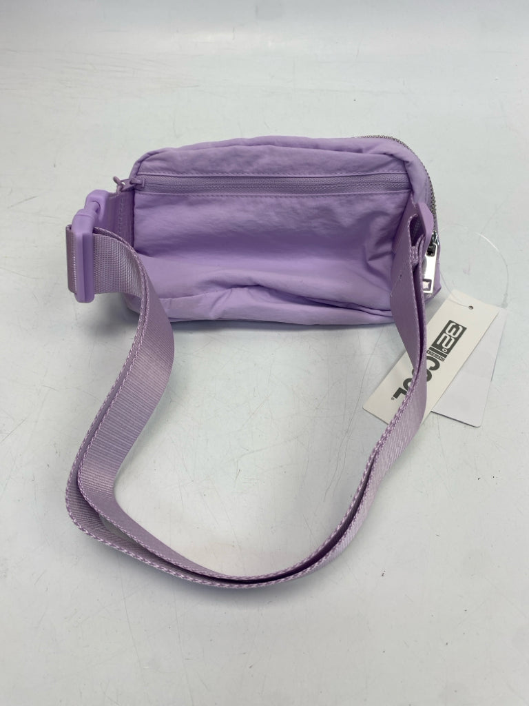 NWT 32 Degrees Lilac Belt Bag