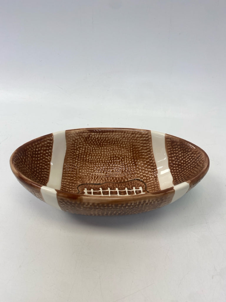 Brown White Bowl(s)