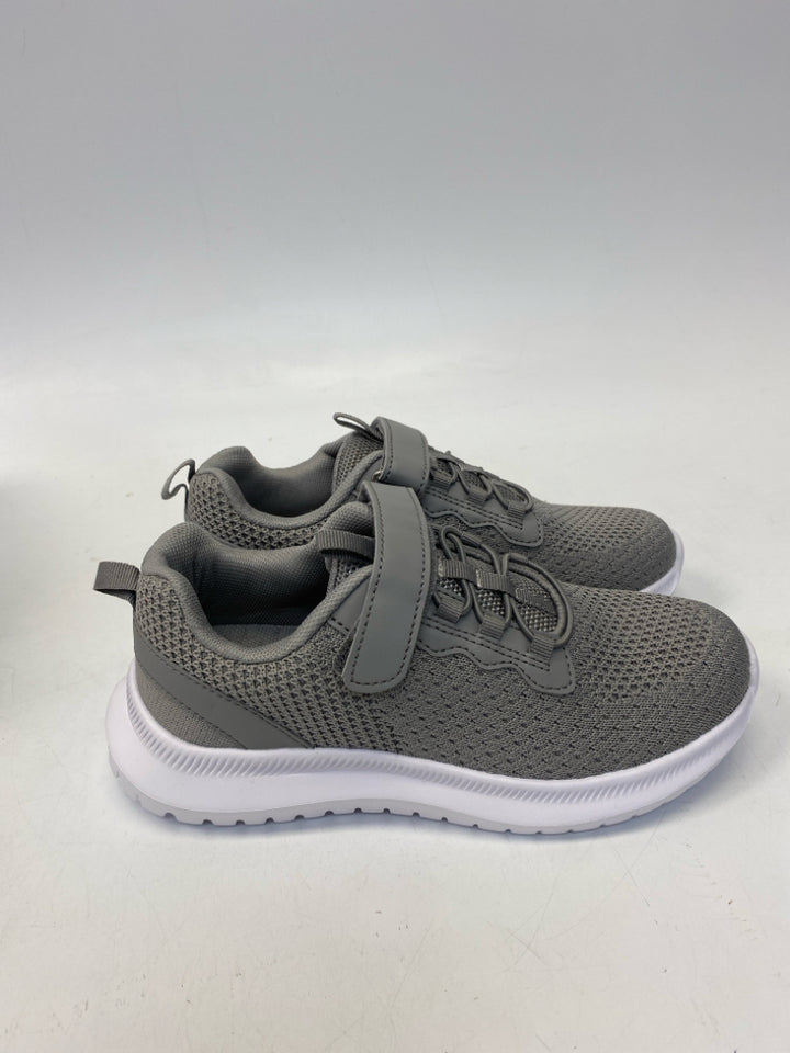 NWT SIZE 4 Gray Boy&