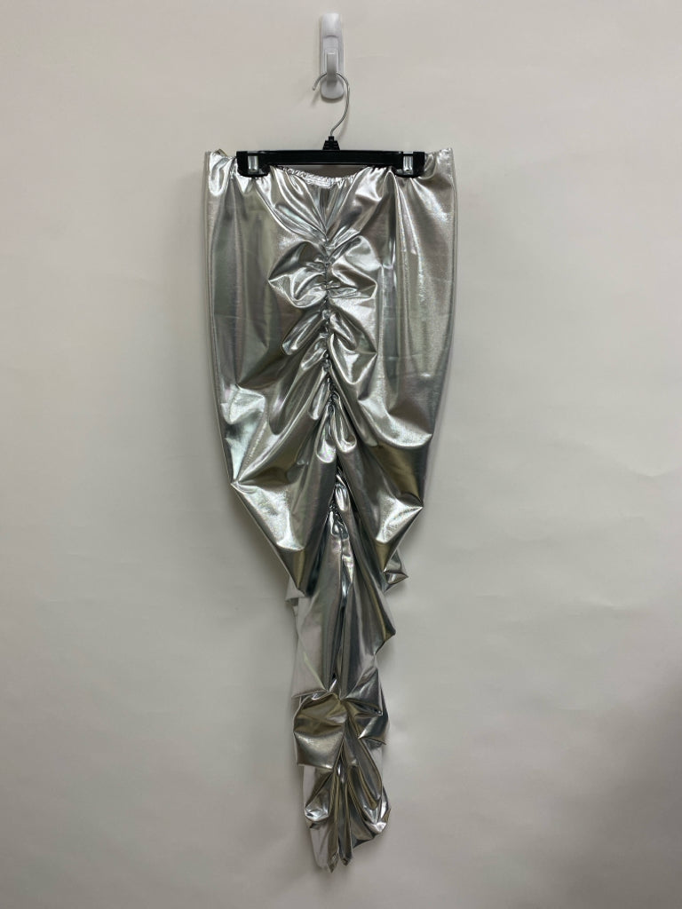 Akira Size M Silver Ruched Strapless Ladies Dress