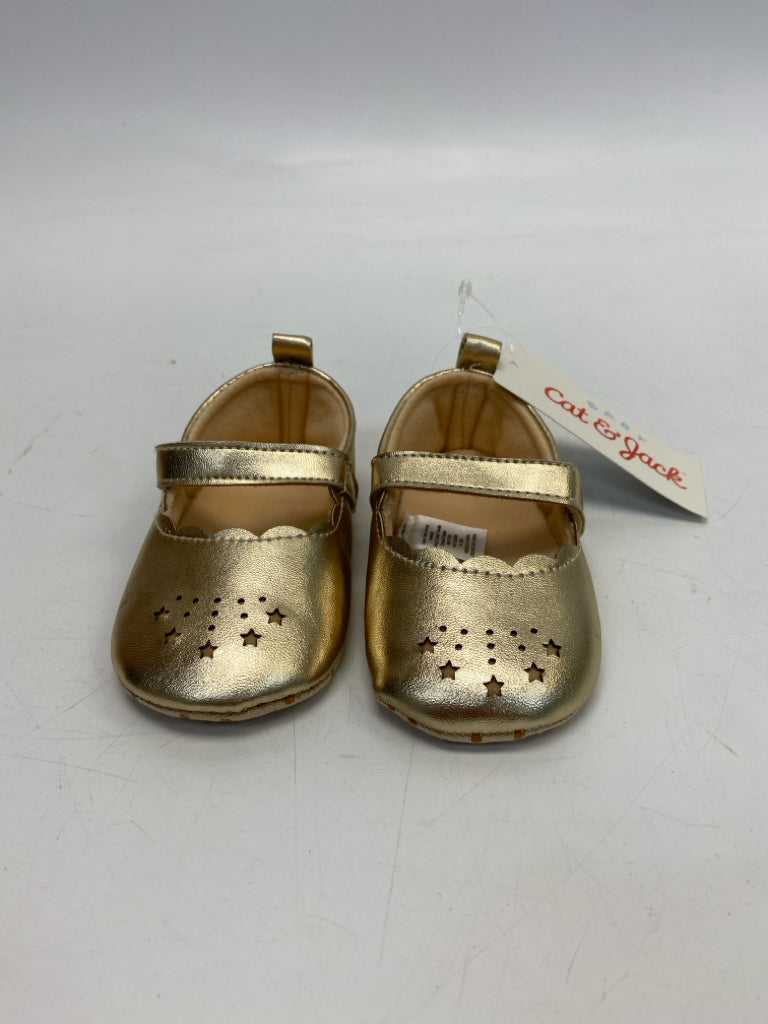NWT Cat &amp; Jack SIZE 9-12M Gold Perforated Girl&