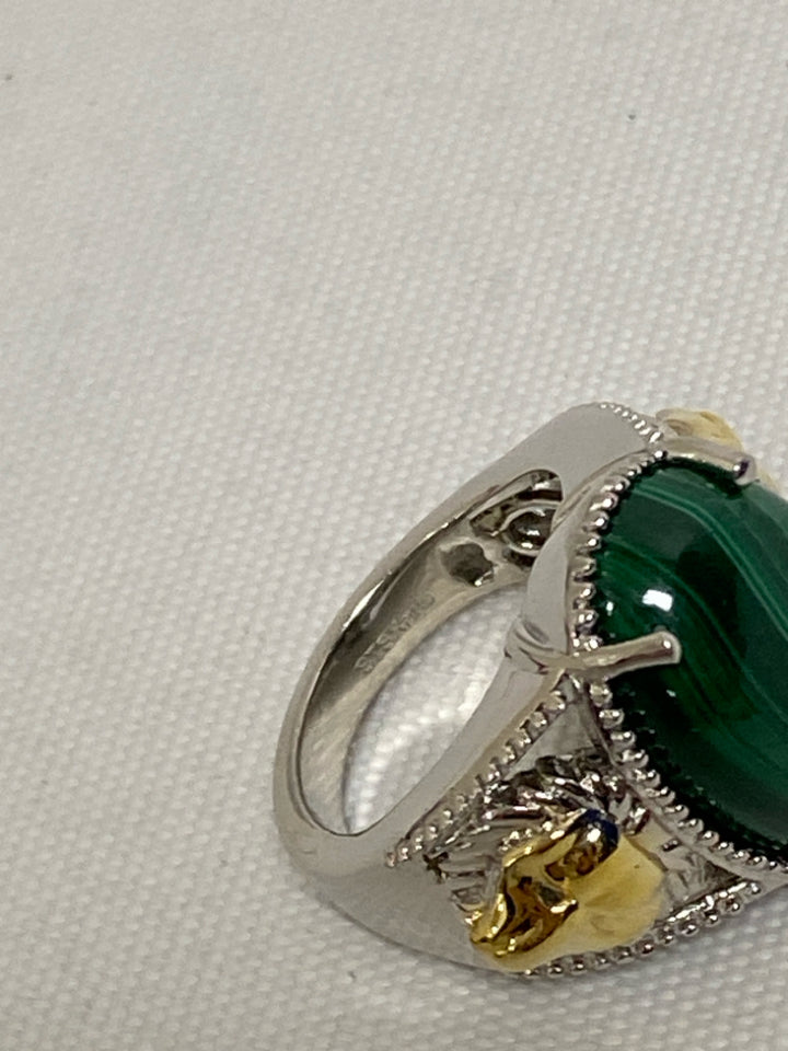 Green Gold/Silver Oval(s) Ring