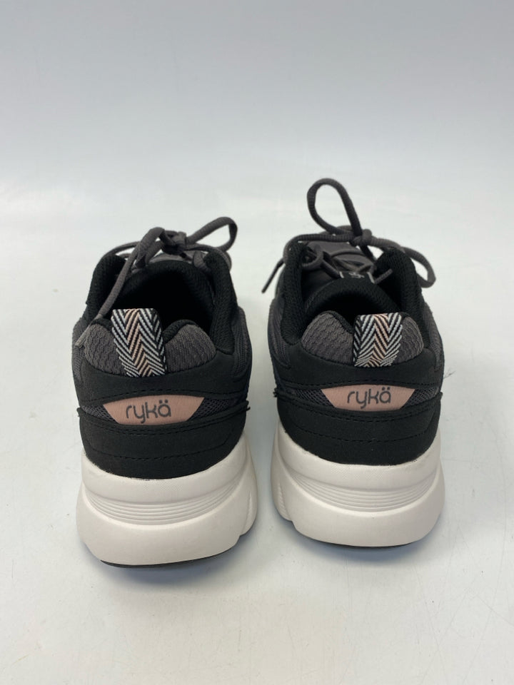 Ryka  Size 6.5 Gray/Blk Lace-up Sneakers