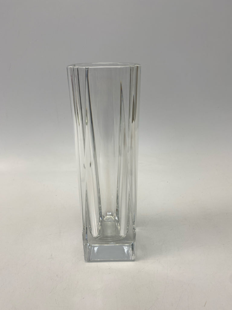 Clear Ribbed Glass Vase
