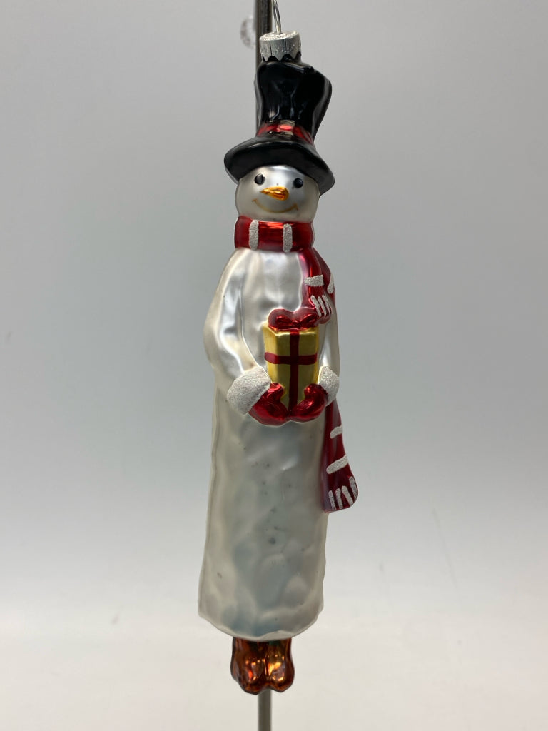 White Red/Black Glass Ornaments