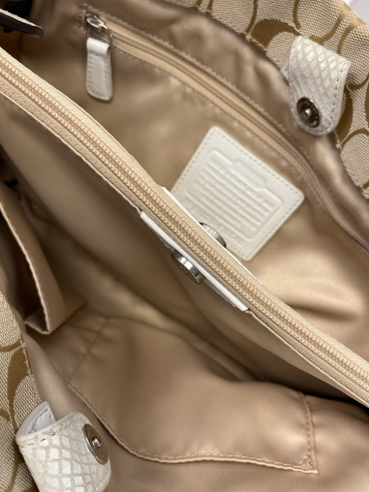 Coach  tan Cream Signature Penelope Carryall 16540