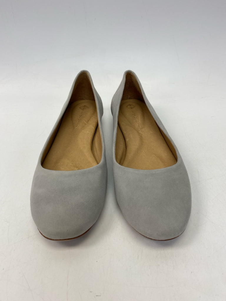 Antonio Melani US Shoe Size 10 Gray Flats