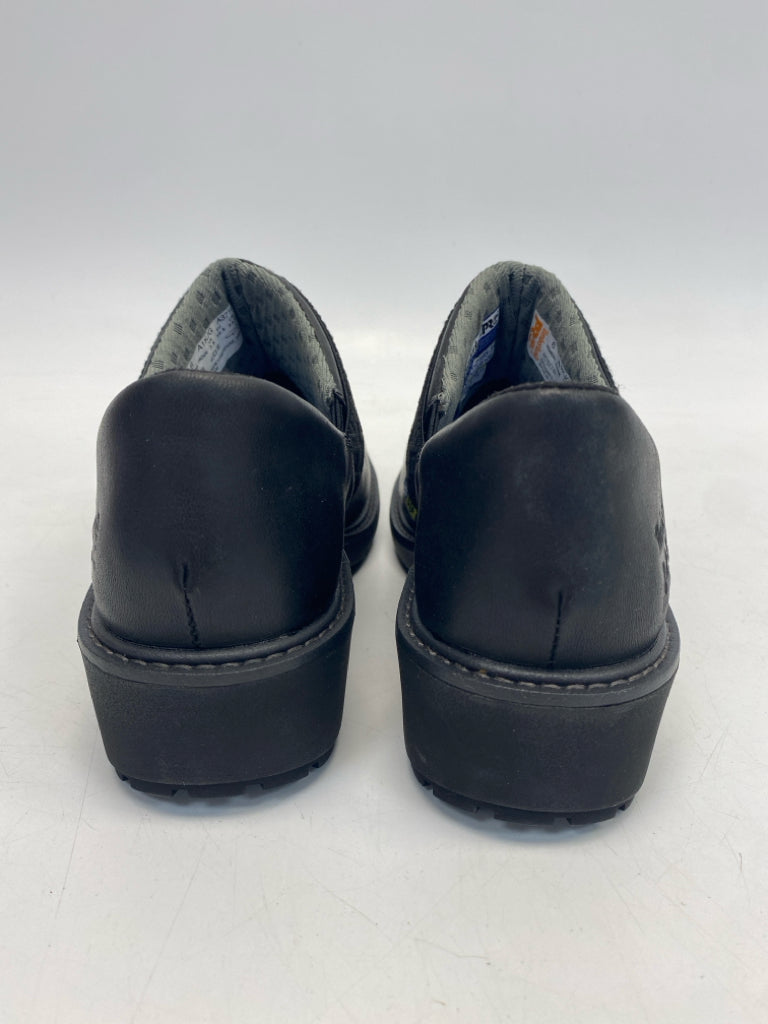 NWT Timberland US Shoe Size 6 Black Clogs