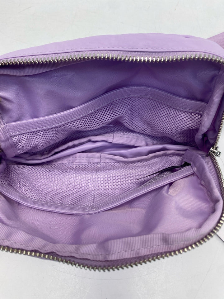 NWT 32 Degrees Lilac Belt Bag