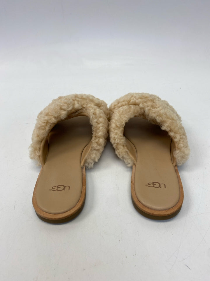 UGG  Size 8 Joni Furry Slide Sandal