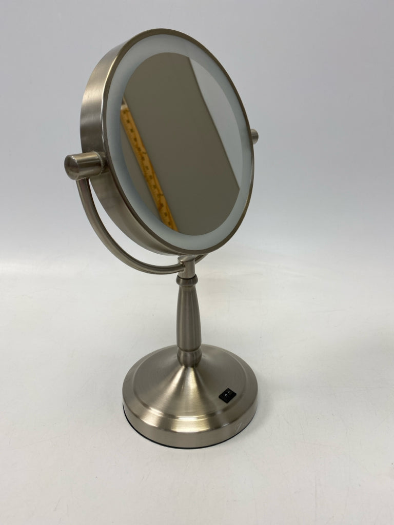 Silver Lit Makeup Mirror