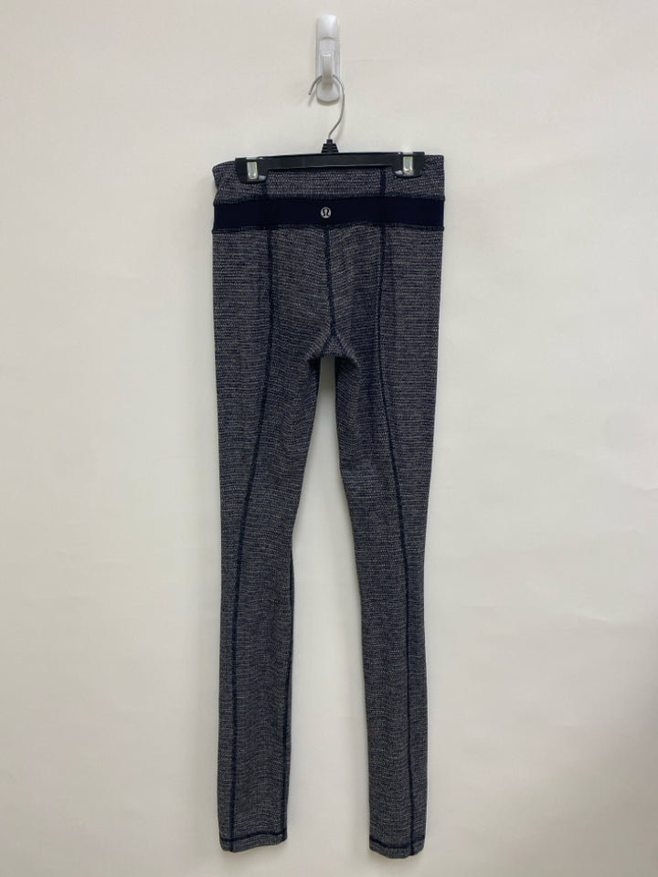 Lululemon Size 4 Black/White Woven Athletic Leggings