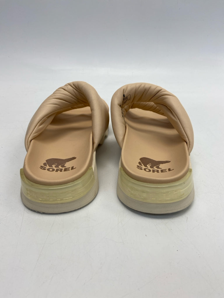 Sorel  Size 6 Peach Puffer Sandals
