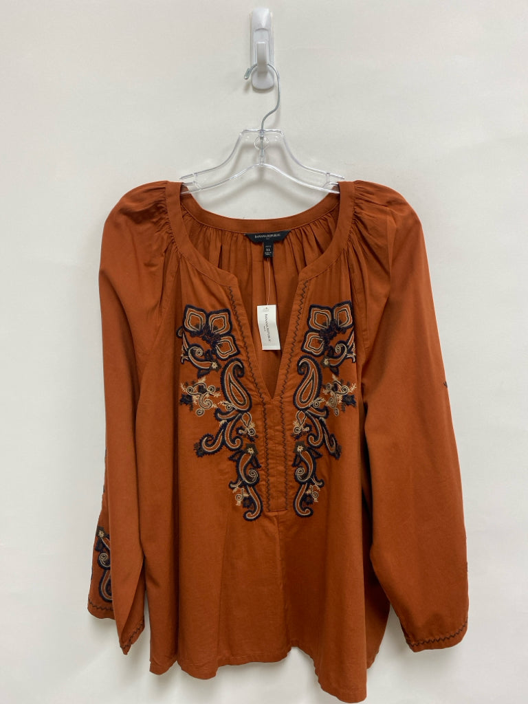 NWT Banana Republic Size XLP Brown Black/Tan Flowers Petite Top