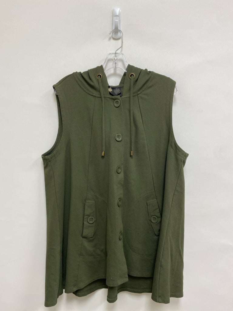 CHRISTIAN SIRIANO Size 1X Green Hooded Plus Size Vest