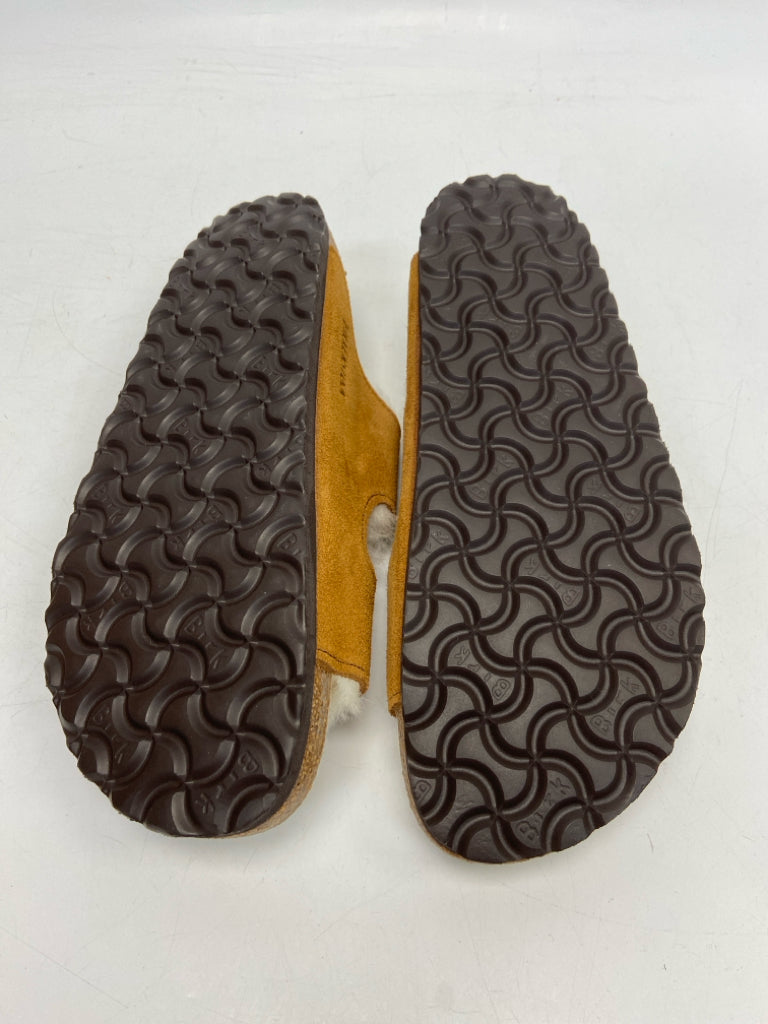 NWT Birkenstock  Size 9 Chestnut Cream Sandals