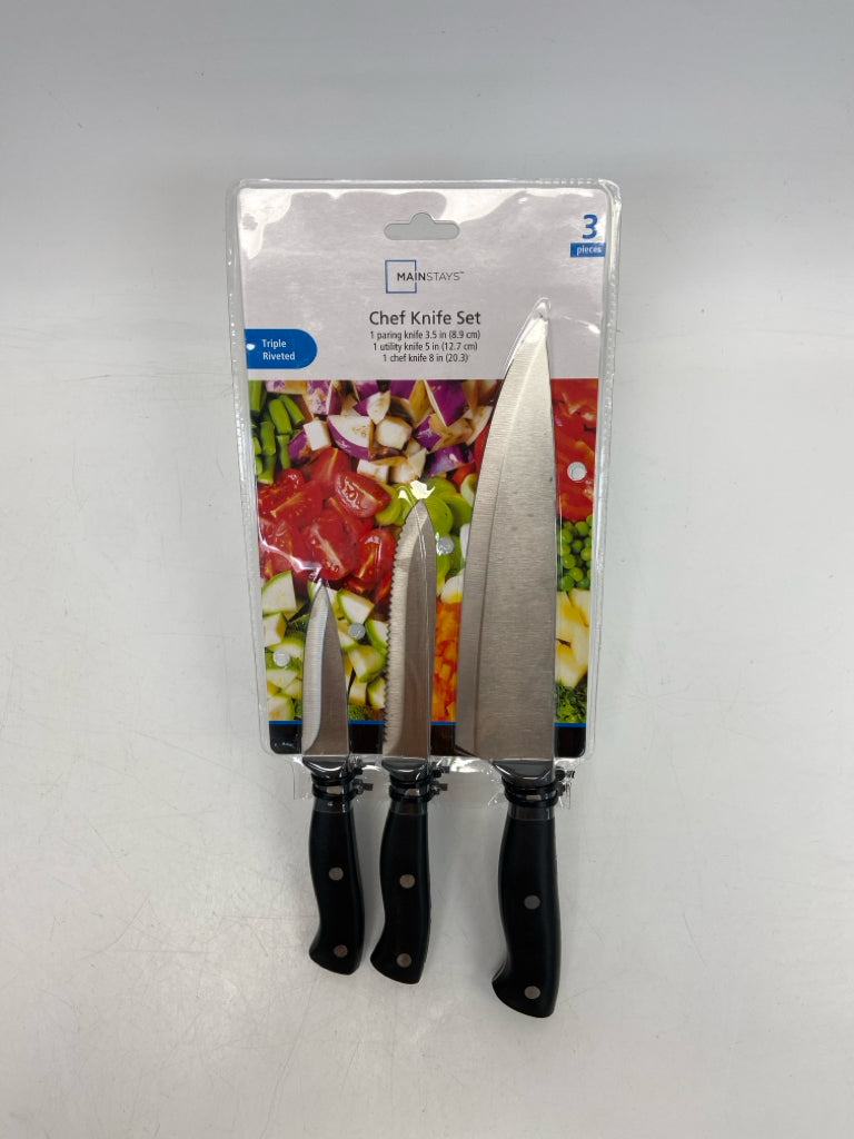 NEW/PKG Mainstays Black Silver Cutlery