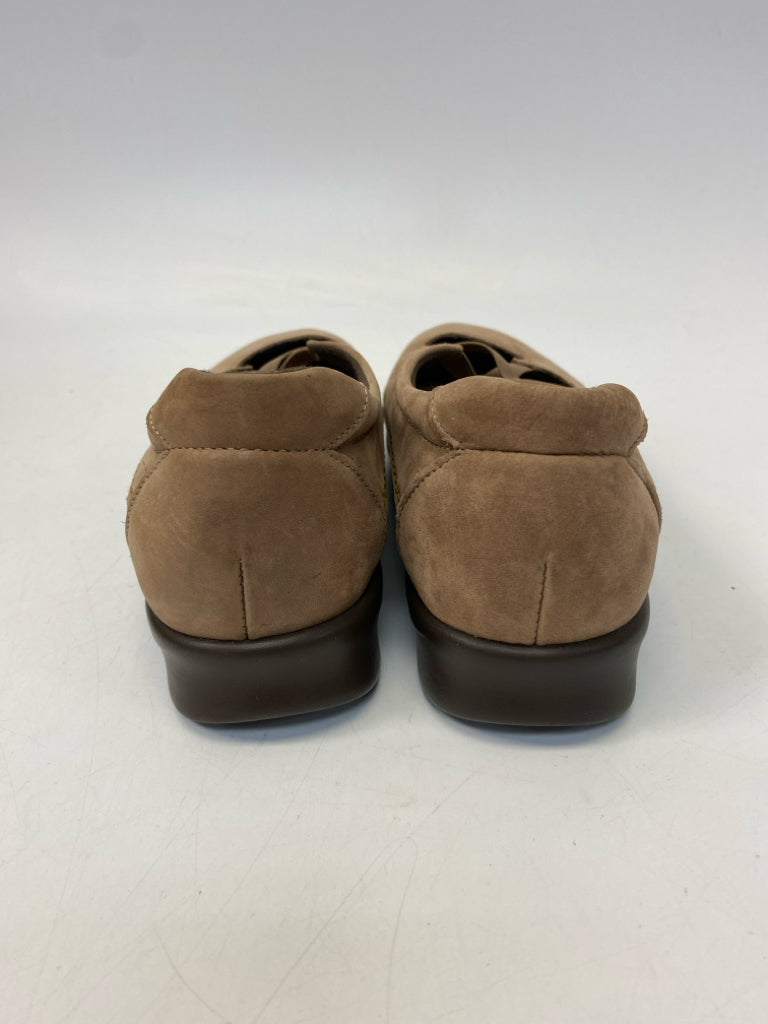 Sas  Size 7 Brown Flats