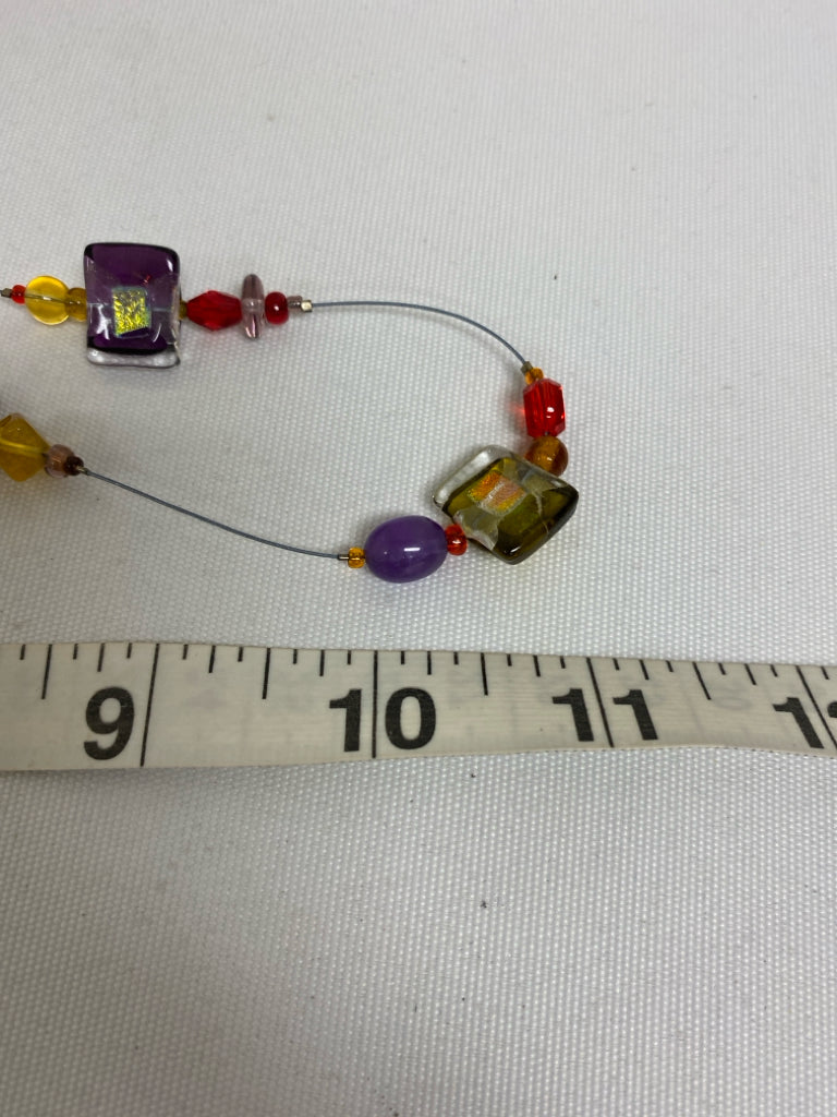 NWT Multi Color Shapes Necklace