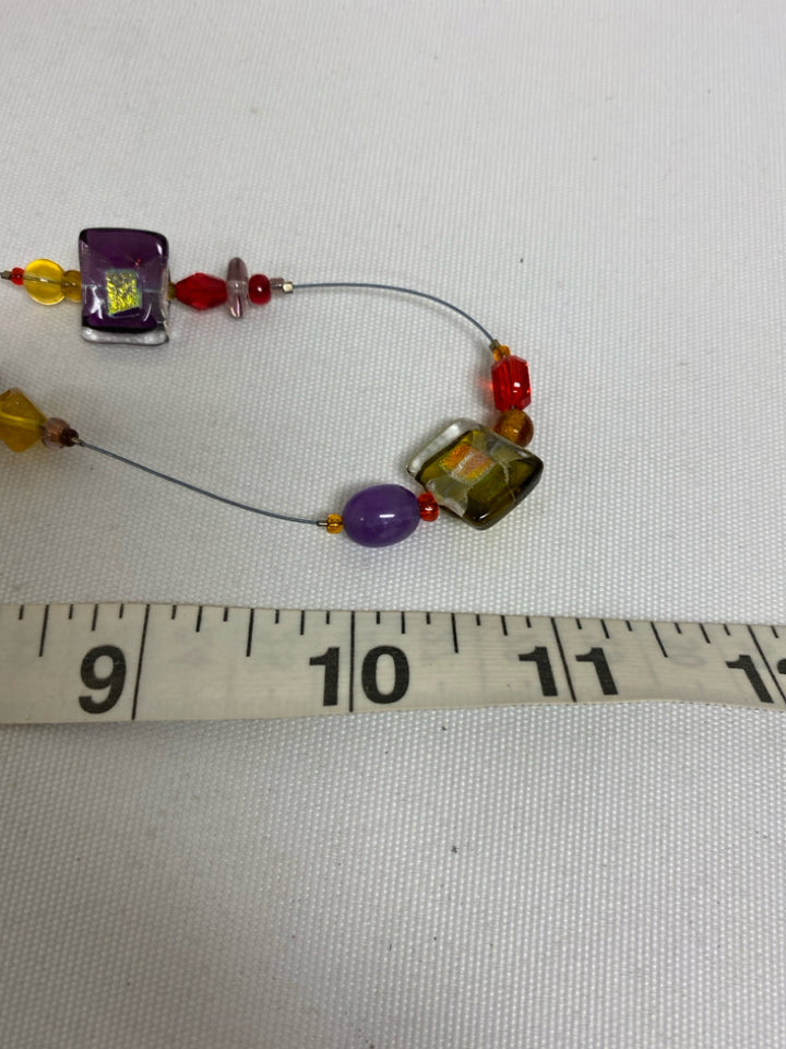 NWT Multi Color Shapes Necklace