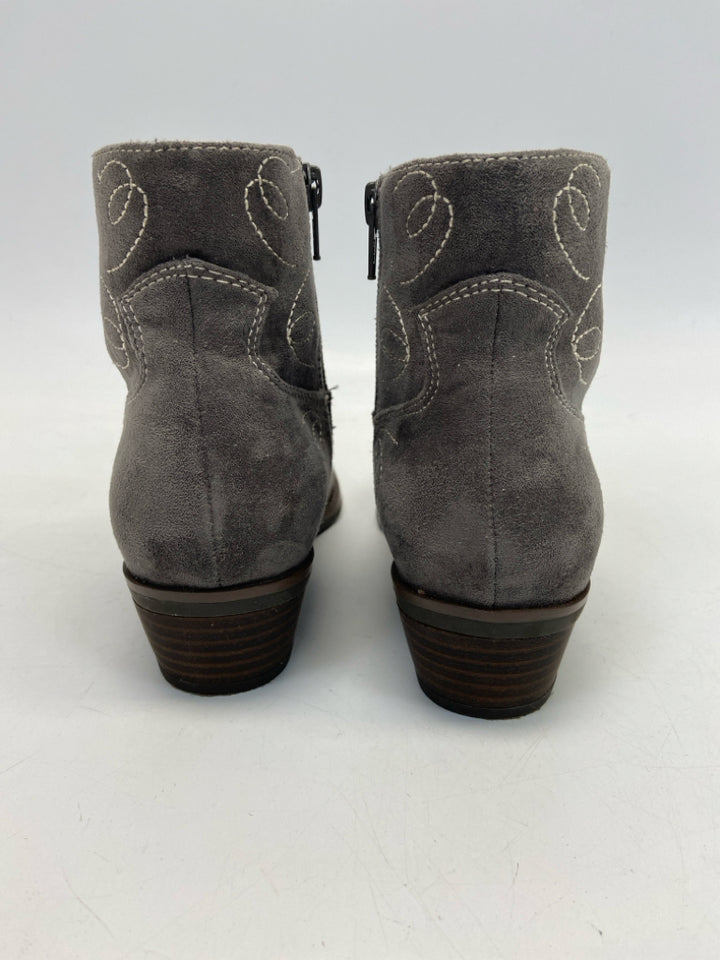 Sonoma  Size 6 Dark Gray Western Boots