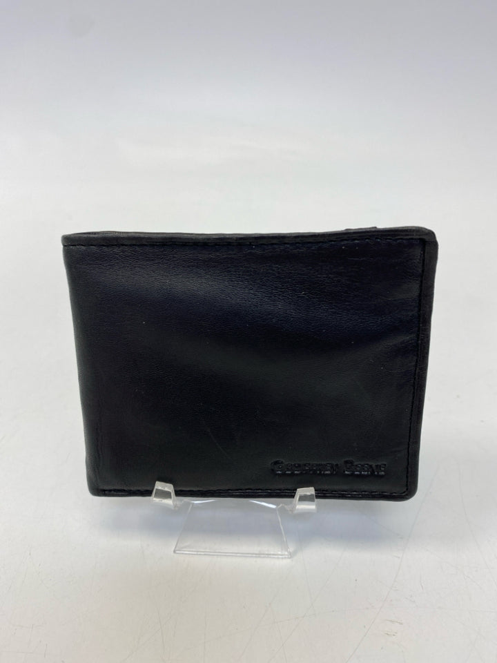 NWT Geoffrey Beene Black Men&