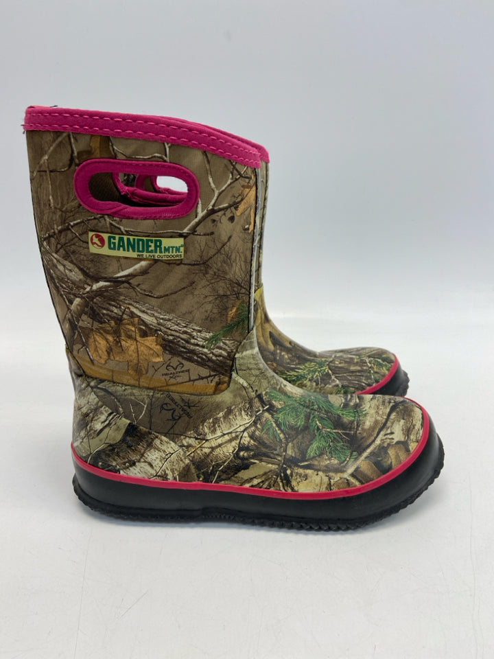 Gander Mtn./Outdoor SIZE 6 Brown/Green Pink Camouflage Girl&