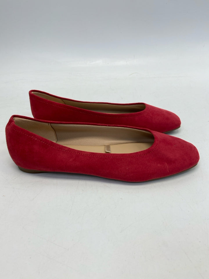 NWOT Marc Fisher US Shoe Size 7 Suede Flats