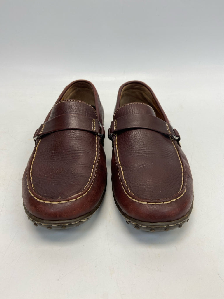 Born  Size 10 Brown Leather Flats
