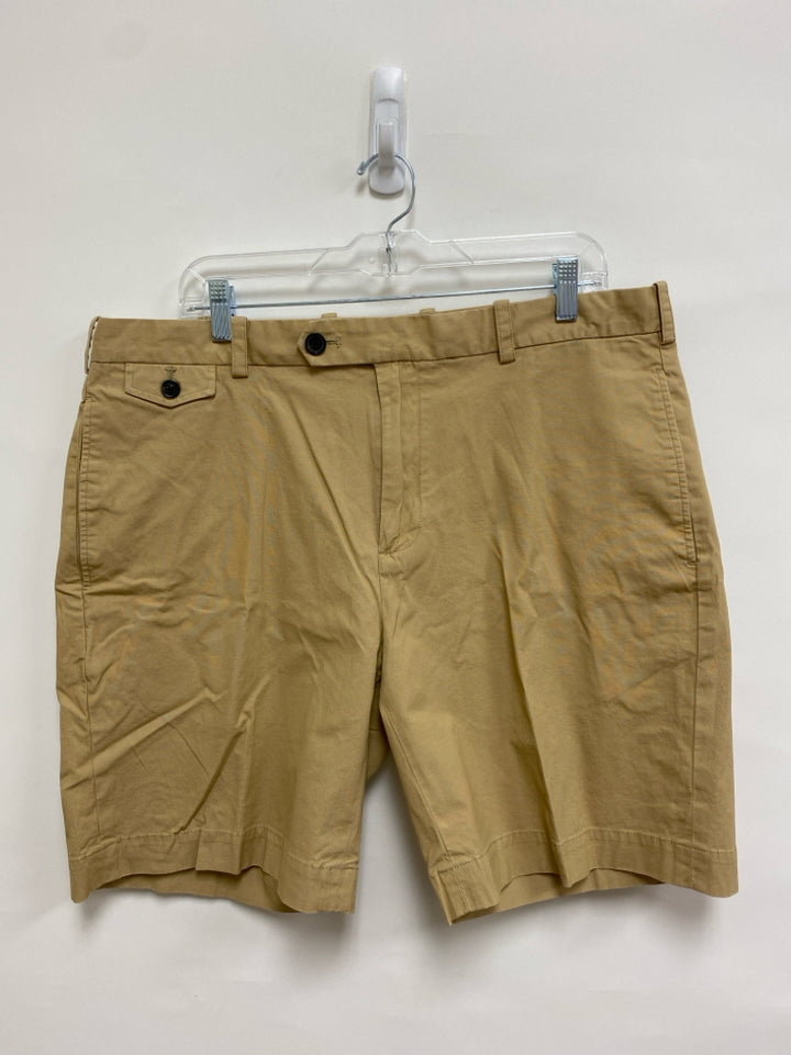 Brooks Brothers Size 38 Khaki Men&