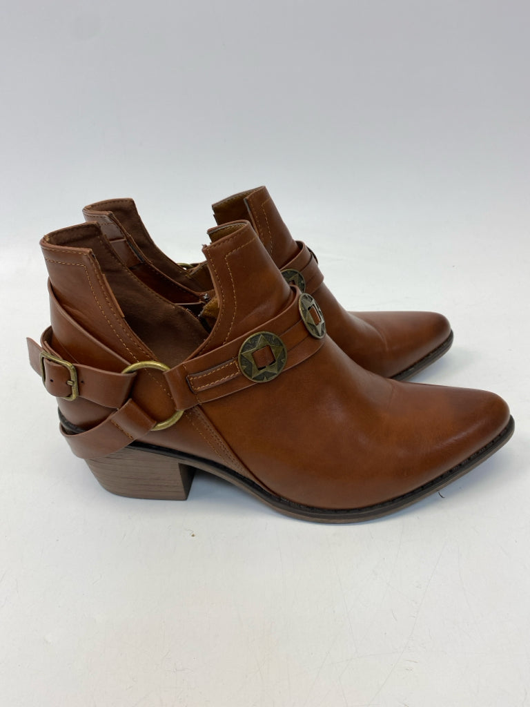Pierre Dumas  Size 11 Brown Side Zipper Boots