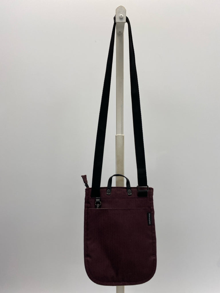 Sherpani Burgundy Crossbody