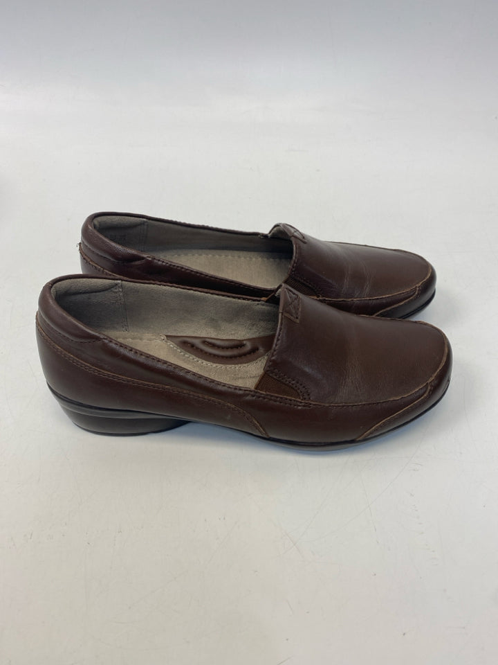 Naturalizer US Shoe Size 6.5 Brown Flats