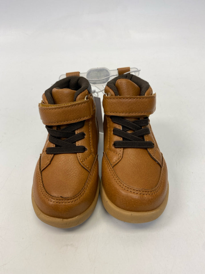 NWT First Steps SIZE 4 Brown Boy&