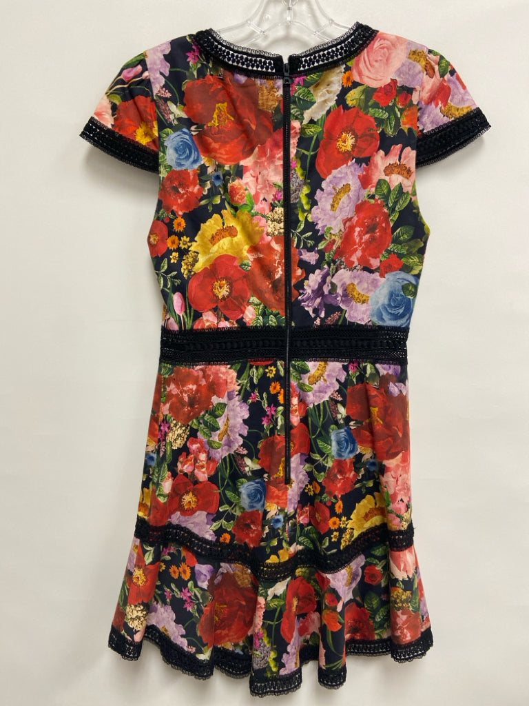Alice + Olivia Size 6 Black Red/Multi Flowers Lace Ladies Dress