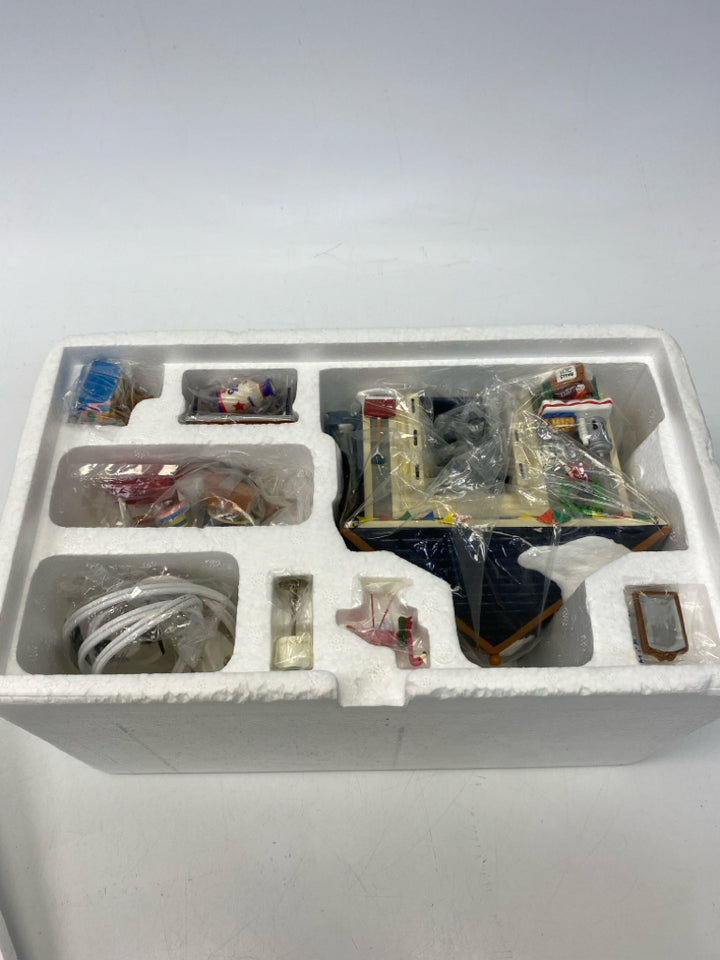 Dept. 56 Snow Village Christmas
