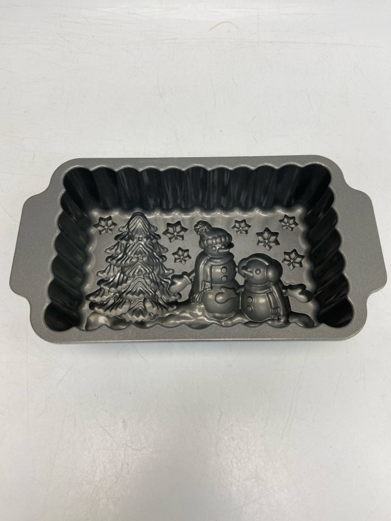 Nordic Ware Dark Gray Snowman Winter